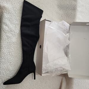 NIB Calvin Klein Calvin Klein  Sacha Over Black Faux Suede Womens 7M